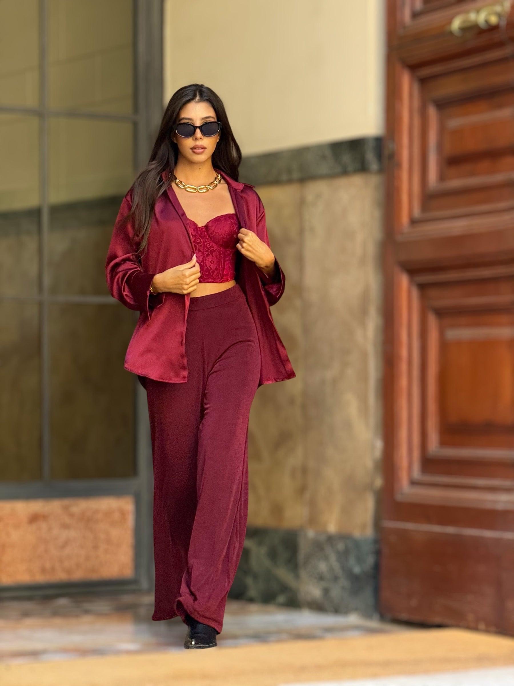 Pantalone palazzo vita alta color borgogna – Elegante e fluido