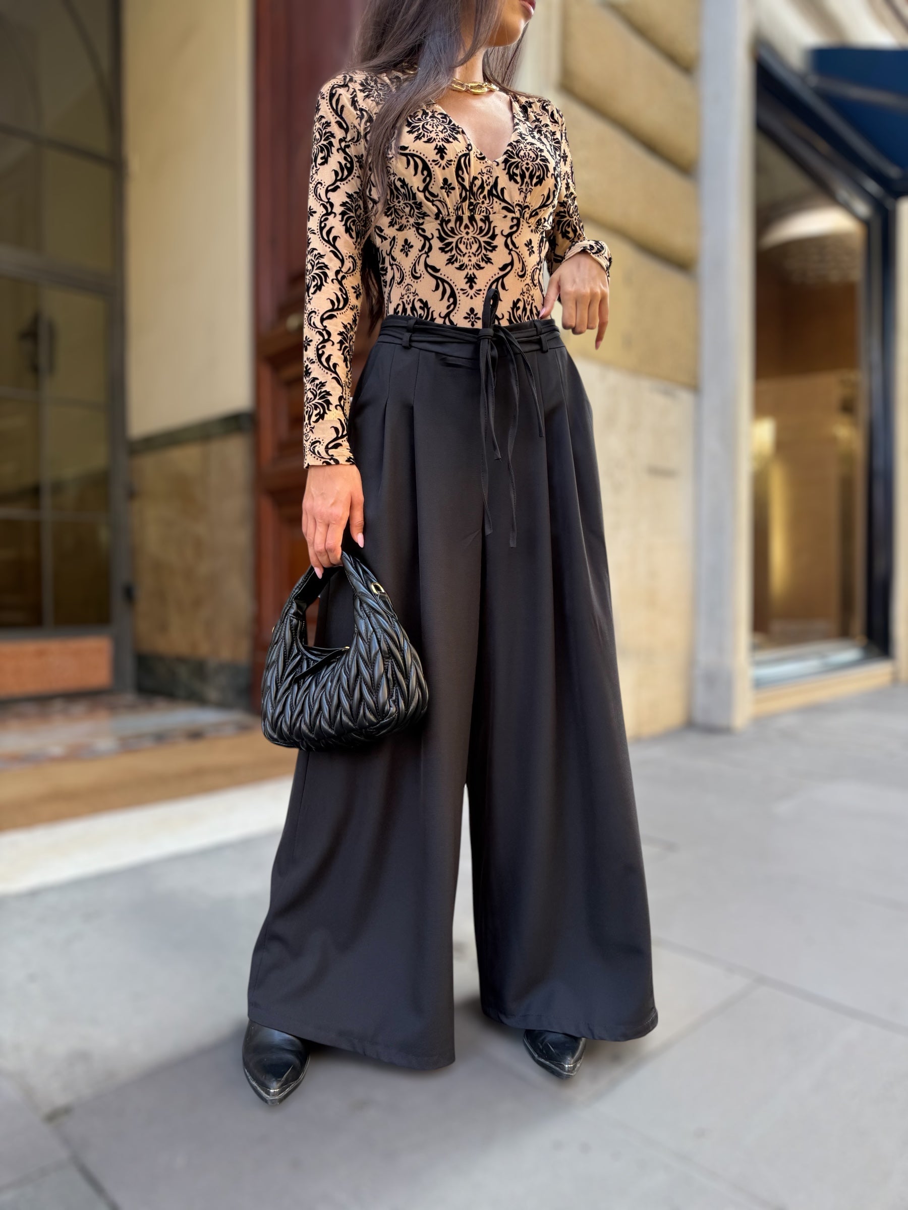 Pantaloni Palazzo Neri Donna – Eleganti e Versatili a Vita Alta