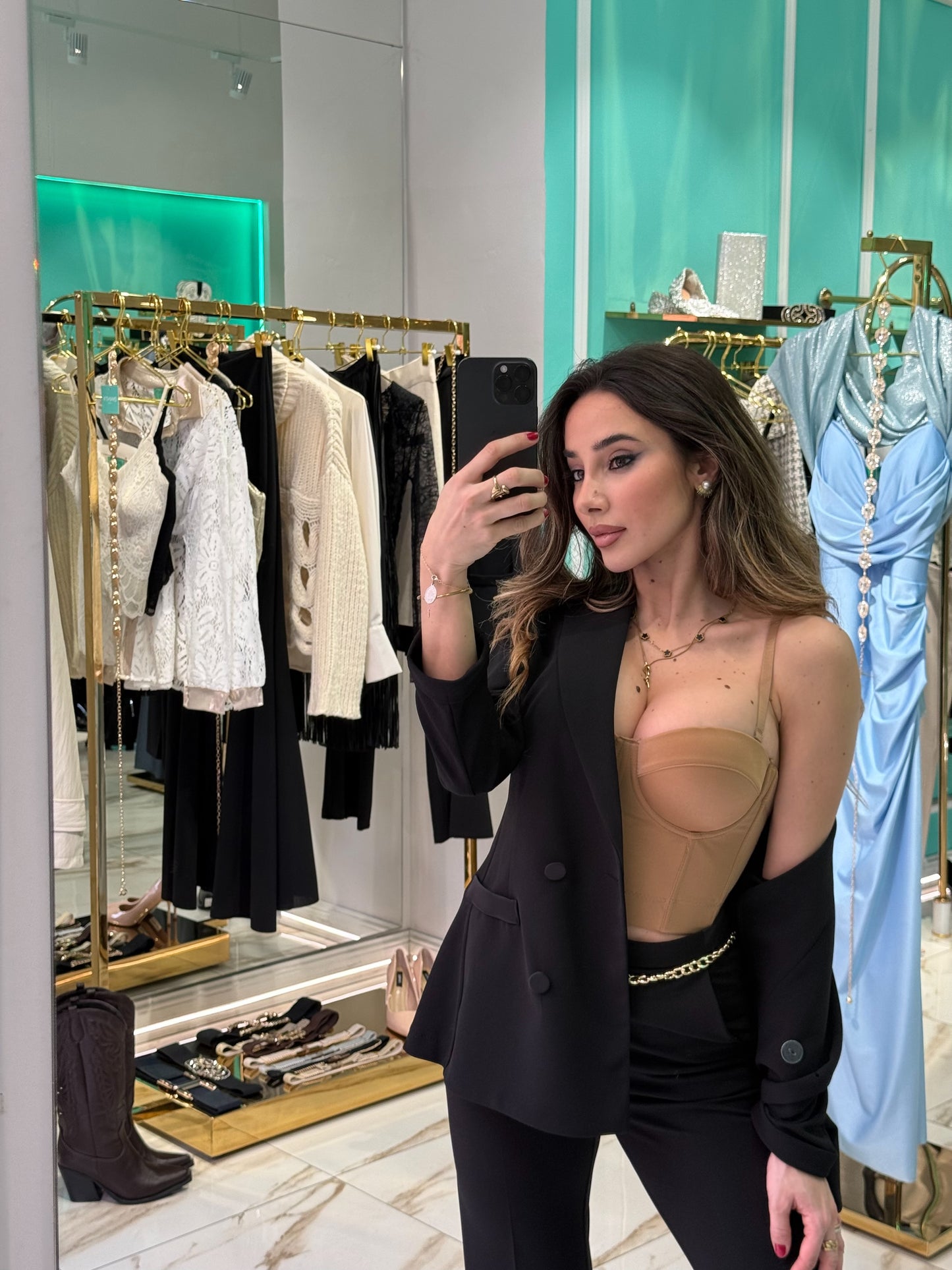 Tailleur Nero Essential