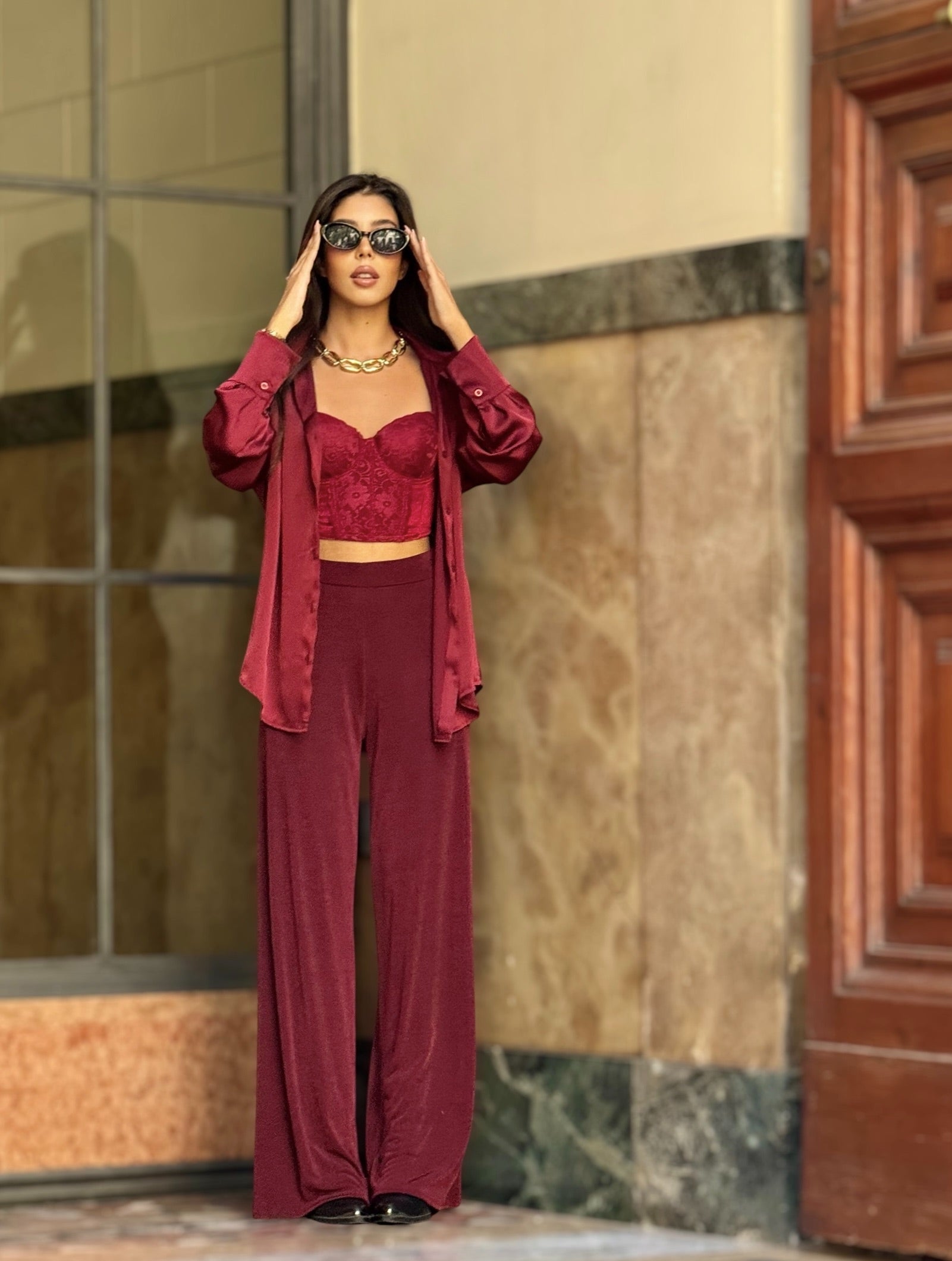 Pantalone palazzo vita alta color borgogna – Elegante e fluido