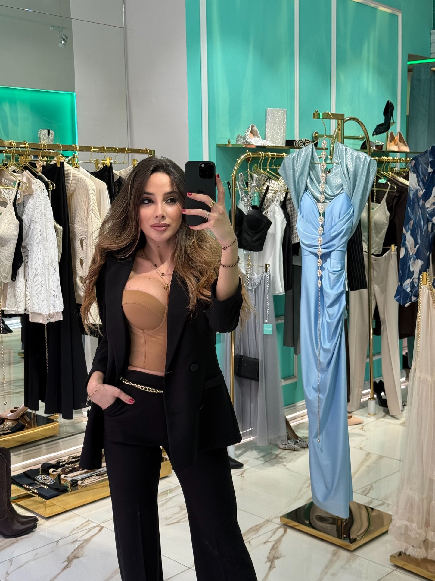 Tailleur Nero Essential