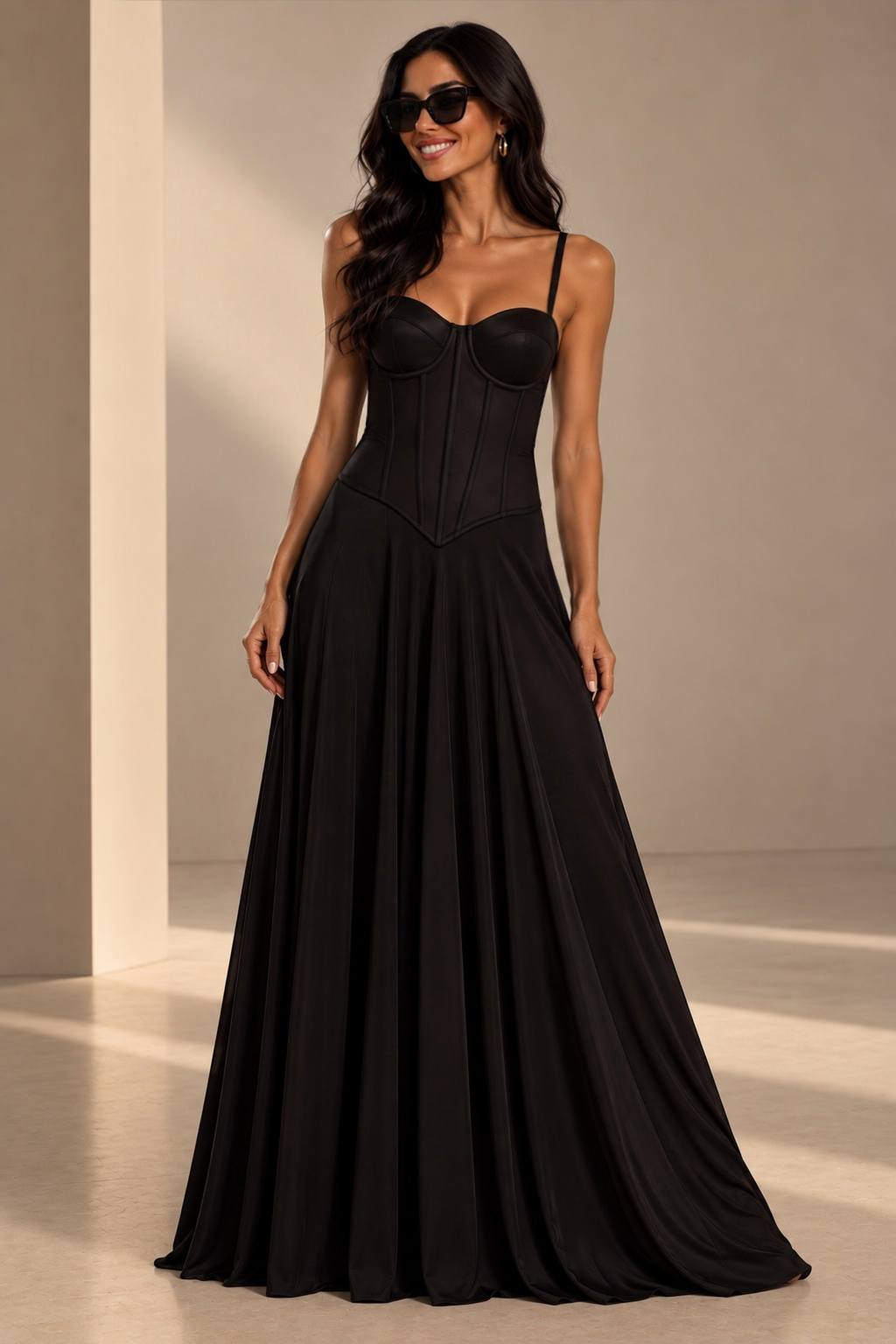 Abito Lungo Nero con Corsetto